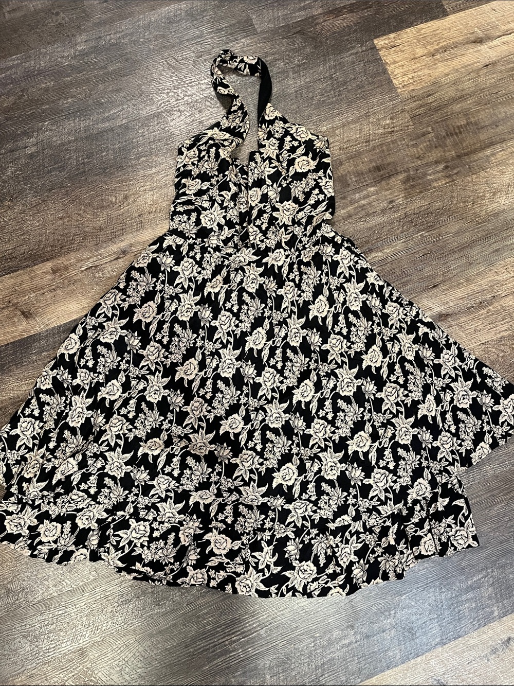 Vintage double ruffle halter  dress from 89’ cost plus-world market worn once
